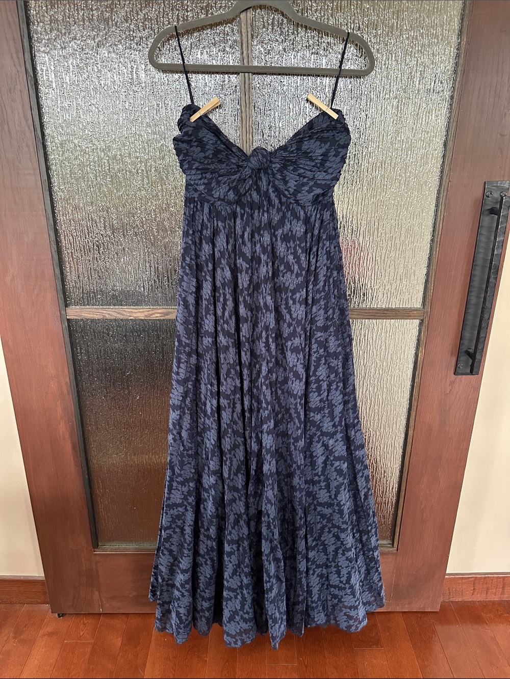 Alexis Elea Gown Strapless Twist-Front Lace Maxi Dress in blue size large. - Picture 7 of 13